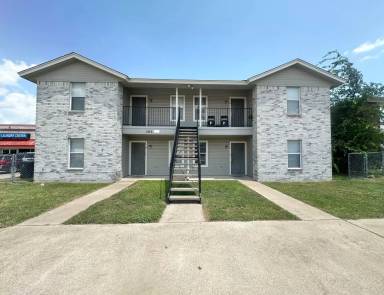 Main picture of 1111 Circle M Dr
