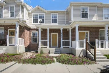 Main picture of 2763 Scotchbroom Pt