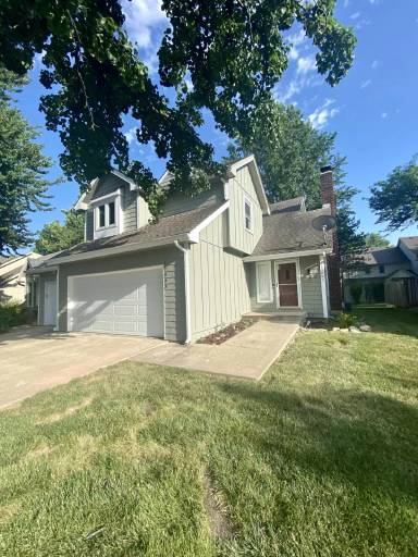 Main picture of 10803 W 115th Pl
