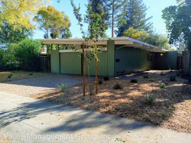 Main picture of 224 Greenmeadow Way