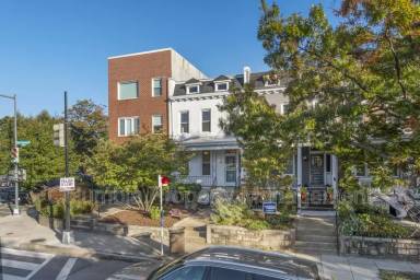 Main picture of 4141 New Hampshire Ave NW