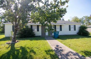 Main picture of 417 Erika Ln