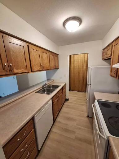 Main picture of 1914 S 20th St