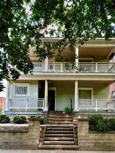 Main picture of 626 S 12th St