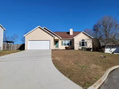 Main picture of 7507 Holly Crest Ln