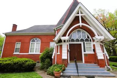 Main picture of 2322 W Chestnut St