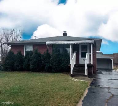 Main picture of 4526 Bryant St