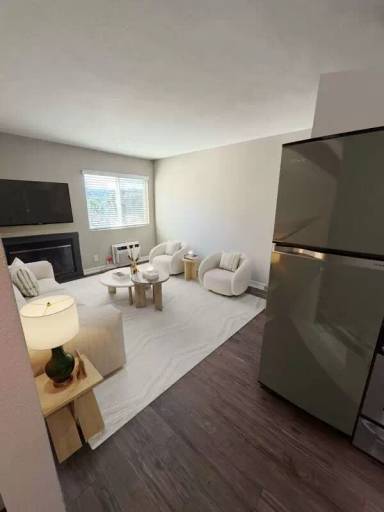 Main picture of 6755 Mission Gorge Rd