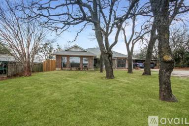 Main picture of 3221 Oak Ln