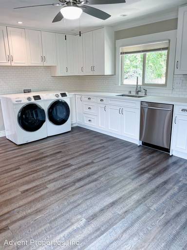 Main picture of 8000 Hillmont Dr