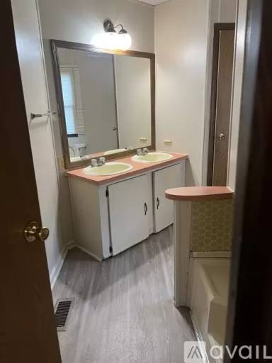 Main picture of 5661 Gulf Dr