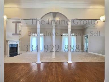 Main picture of 8637 Anna Pl