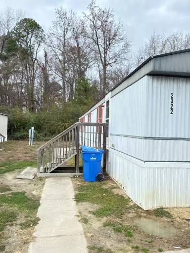 Main picture of 2322 Sandy Ridge Dr S