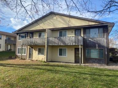 Main picture of 2022 NW Hickory Ln