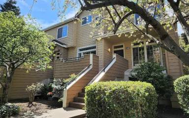 Main picture of 502 Porpoise Bay Ter