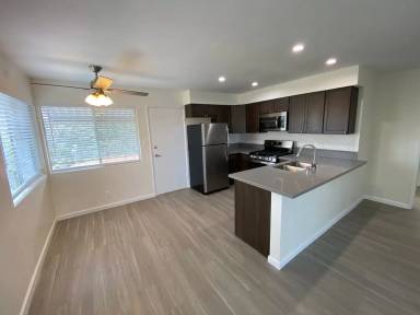 Main picture of 3103 Hawk St