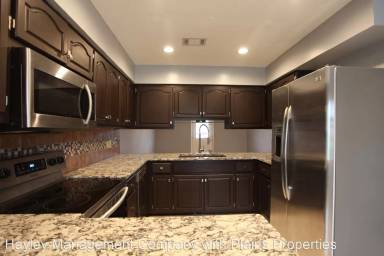 Main picture of 458 E Veterans Blvd