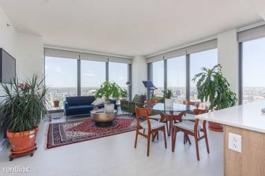 Main picture of Landmark West Loop