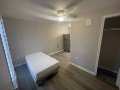 Main picture of 603 S Jefferson Ave