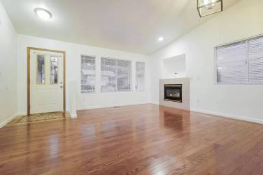 Main picture of 10132 62nd Dr NE