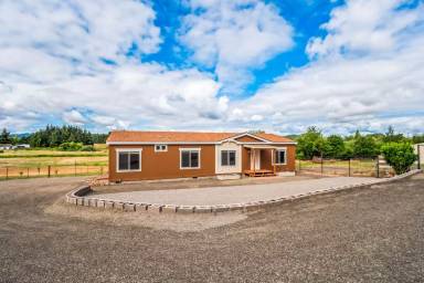 Main picture of 29880 SW Burkhalter Rd