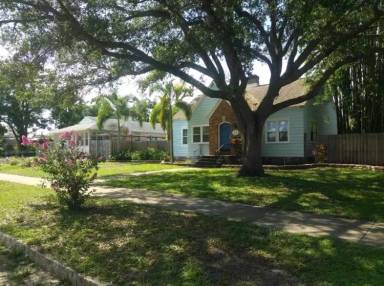 Main picture of 2649 Dartmouth Ave N