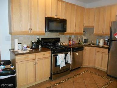 Main picture of 11 Saint Lukes Rd