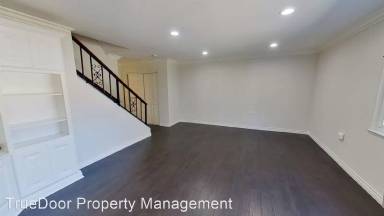 Main picture of 2380 Via Mariposa W