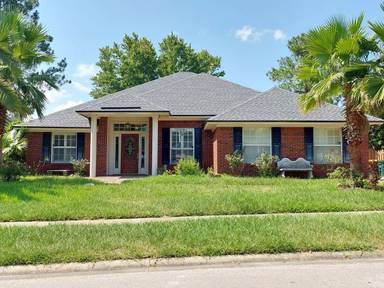 Main picture of 12137 Lake Fern Dr