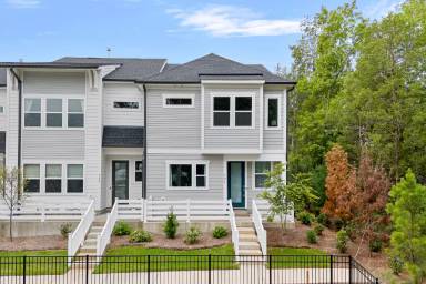 Main picture of 924 Kinsey Aly