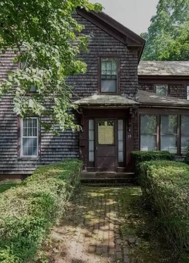 Main picture of 58 Springhill Ave