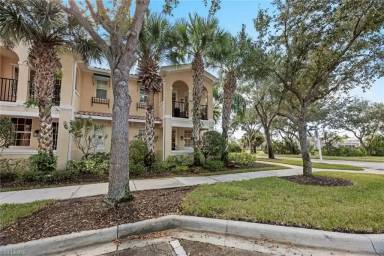 Main picture of 15561 Latitude Dr