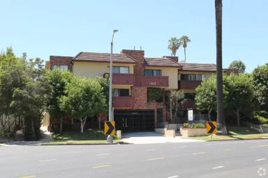 Main picture of 1969 S Beverly Glen Blvd