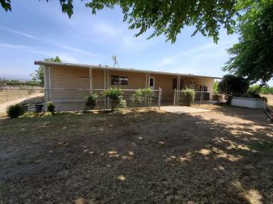 Main picture of 5287 S Englehart Ave