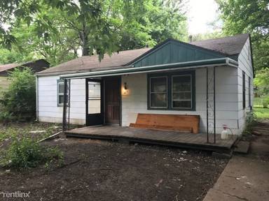Main picture of 407 SE 33rd Ter