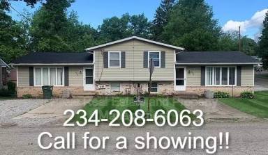 Main picture of 215 Bernower Ave SW