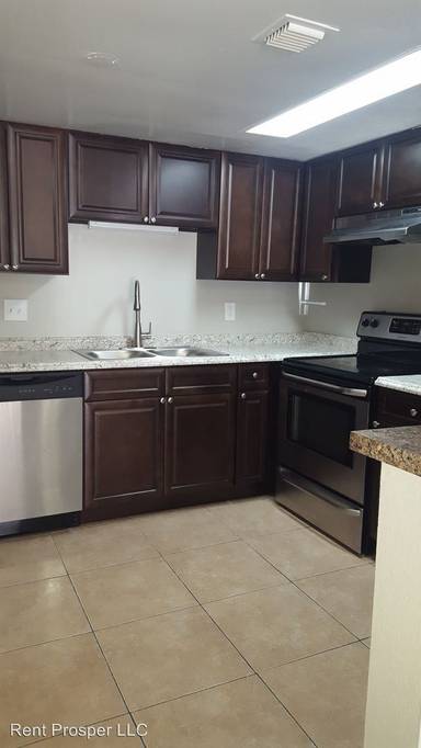 Main picture of 4155 S Semoran Blvd