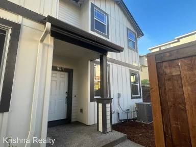 Main picture of 16677 SW Colorado Ln