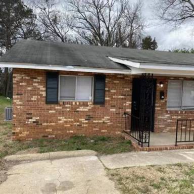 Main picture of 719 Palmetto Ave