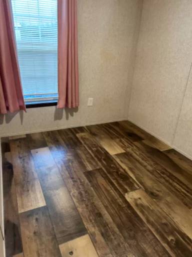 Main picture of 116 Cedarwood Dr