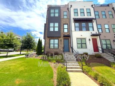 Main picture of 607 W Tremont Ave