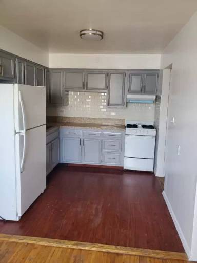 Main picture of 10415 102nd St