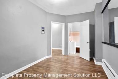 Main picture of 205 Schirmer St