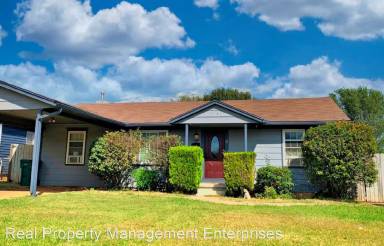 Main picture of 4205 SE 47th St