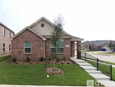 Main picture of 1235 Acmite Ave