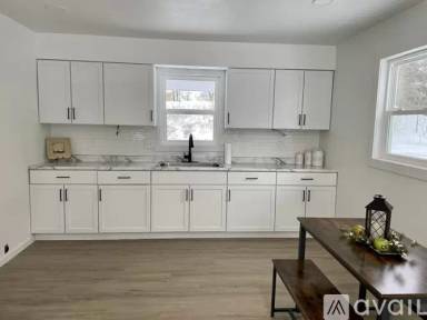 Main picture of N3040 Lawson Dr