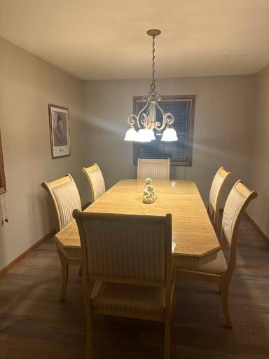 Main picture of 310 Jennifer Ln