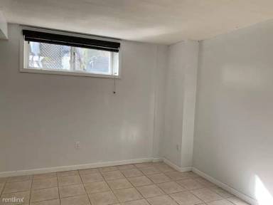 Main picture of 28 Anaconda St