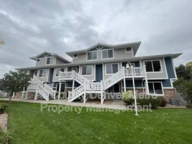Main picture of 5014 Everett St