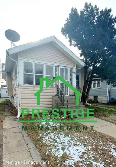 Main picture of 1136 Drackert St